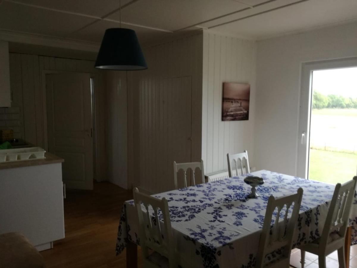 Brevik  Manus Ferienwohnung מראה חיצוני תמונה
